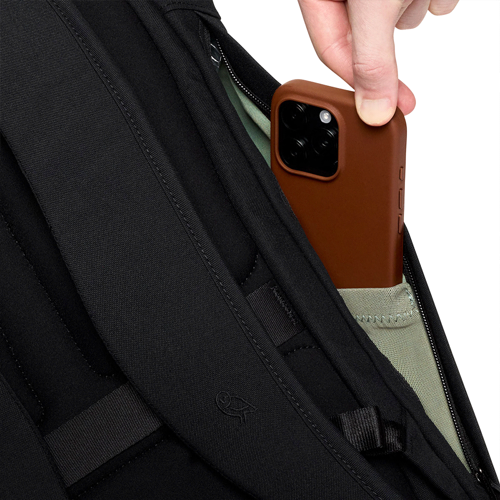 AWS Bellroy Classic Rolltop